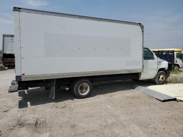 2013 Ford Econoline E350 Super Duty Cutaway Van