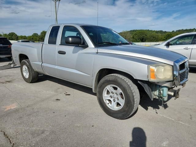 2006 Dodge Dakota SLT