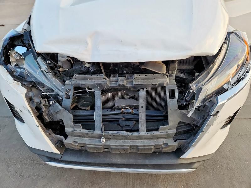 2022 Nissan Kicks S