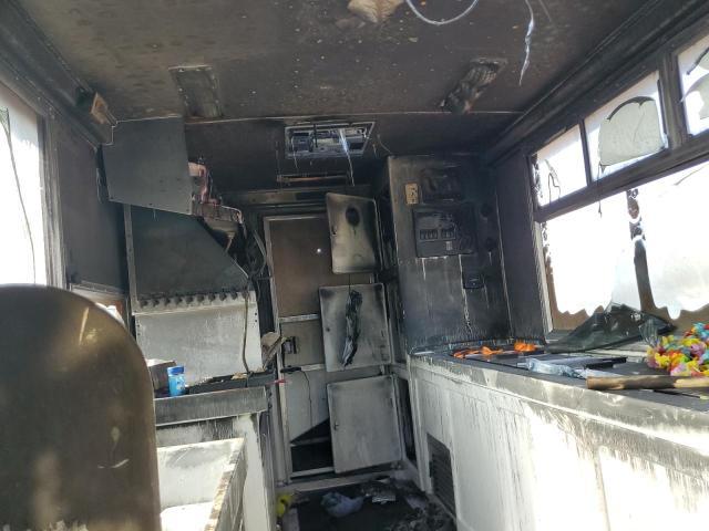 2022 GMC Savana Cutaway G3500