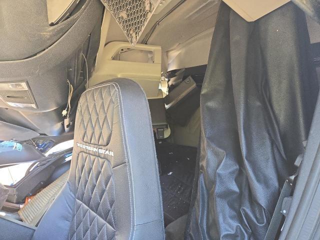 2024 Western Star 49X Chassis