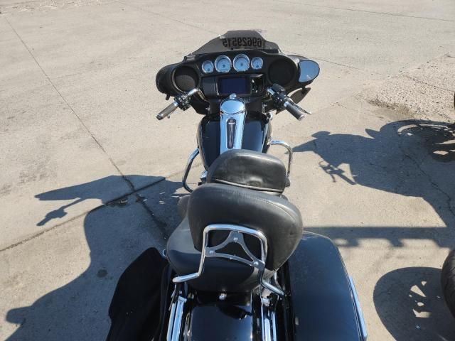 2022 Harley-Davidson Flhx