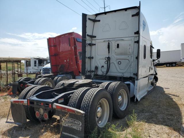 2020 Freigliner 2020 Freightliner Cascadia 126 Semi Truck
