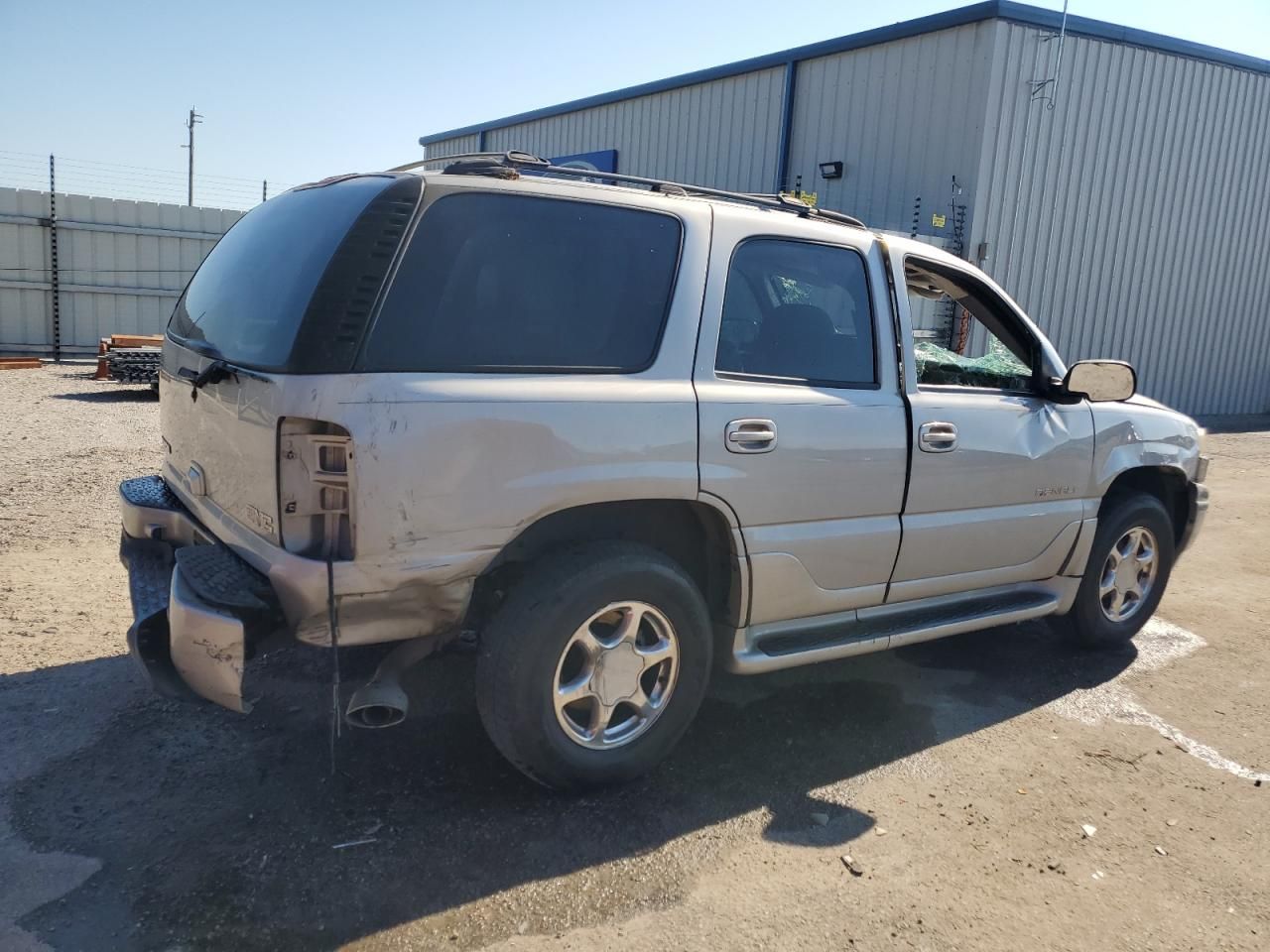 2004 GMC Yukon Denali