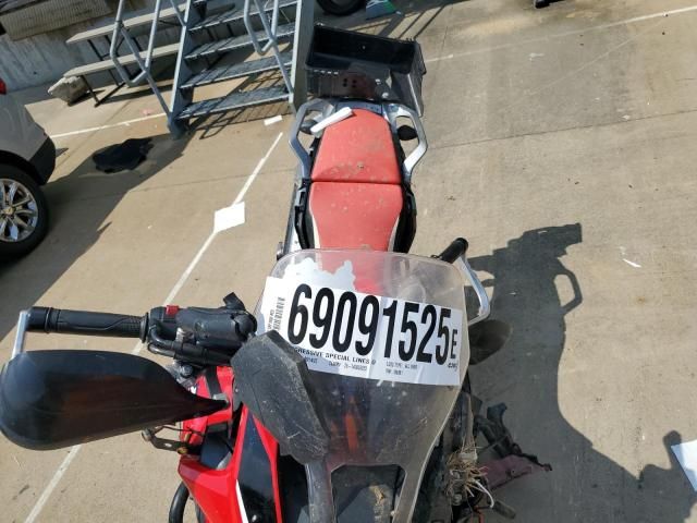 2017 Honda CRF1000