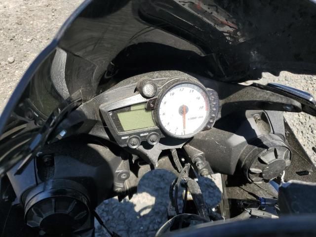 2005 Yamaha YZFR6 L
