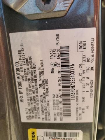 2014 Ford Fusion SE