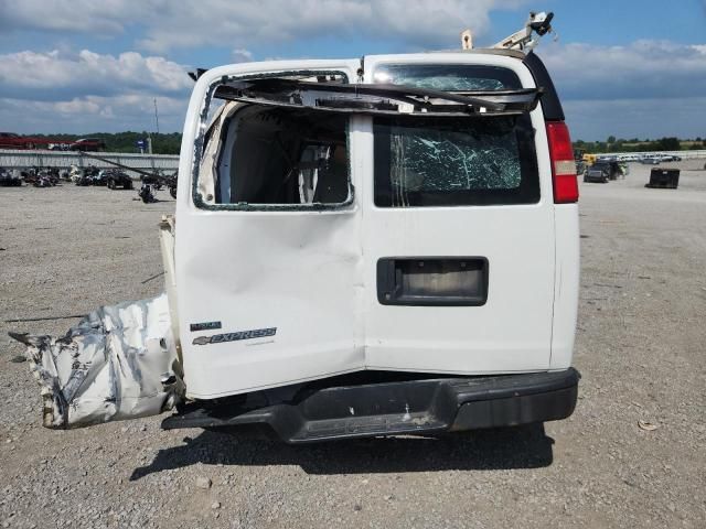 2011 Chevrolet Express G2500