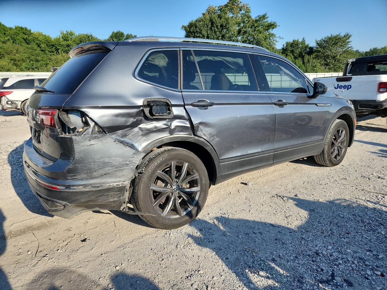 2022 Volkswagen Tiguan se