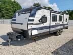 2022 Zinger Trailer