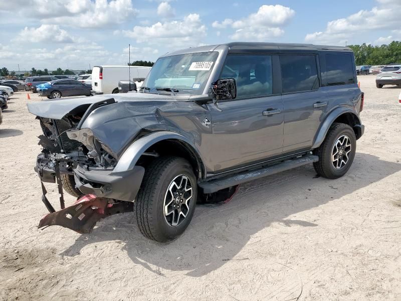 2024 Ford Bronco Outer Banks