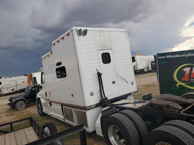 2014 Freightliner Cascadia 125 Semi Truck