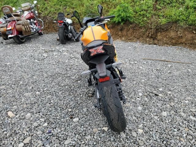 2025 Kawasaki EX650 P