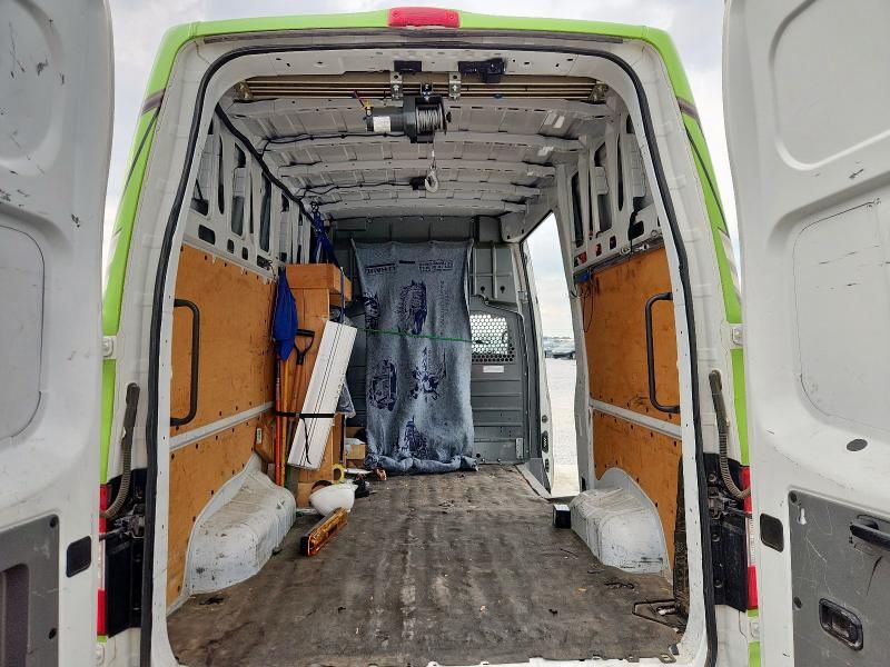 2020 Nissan NV 2500 SV