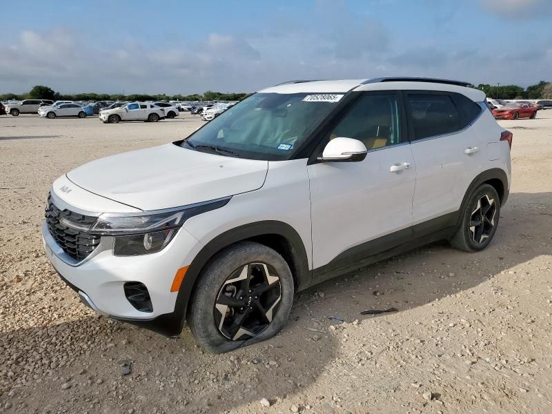 2024 KIA Seltos EX