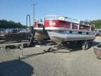 2019 Sun Tracker 18 Bass Buggy-Boats Pontoon Boat