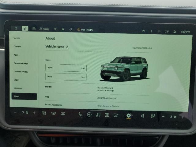2025 Rivian R1S Adventure