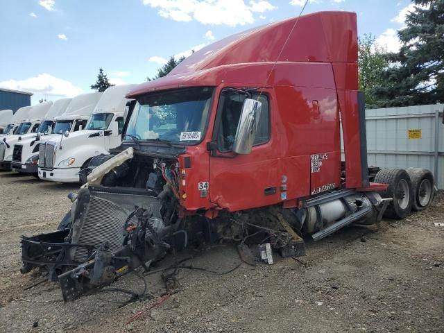 2015 Volvo VNL Semi Truck