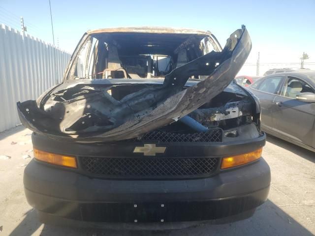 2021 Chev Express Cargo 2500 1