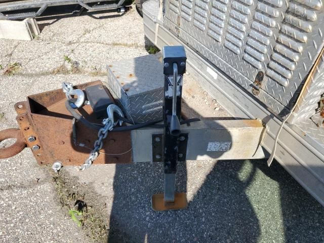 2005 Featherlite Mfg Inc 2005 Pelsue 2011sbc-001 Fiber Optic Splicing Trail