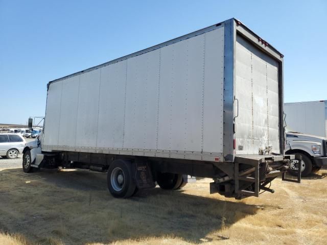 2016 Kenworth Construction T270