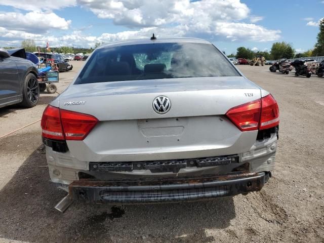 2013 Volkswagen Passat SE