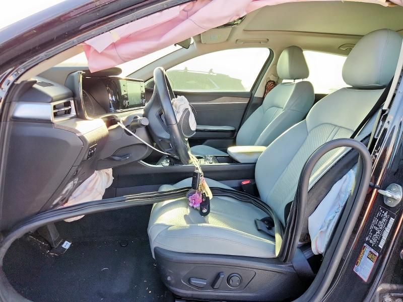2021 KIA K5 EX