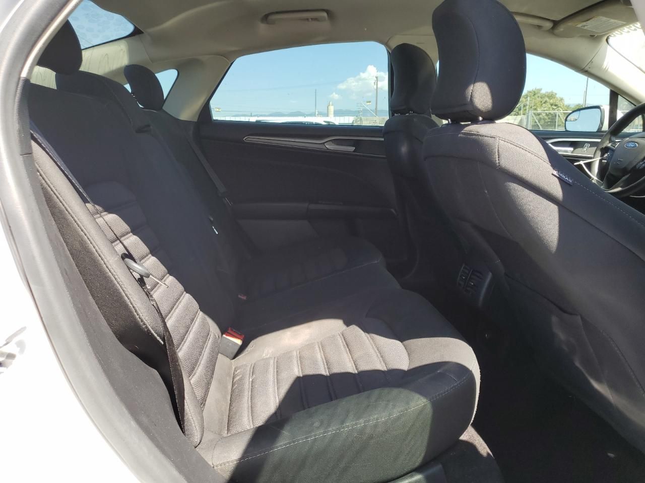 2017 Ford Fusion se Hybrid