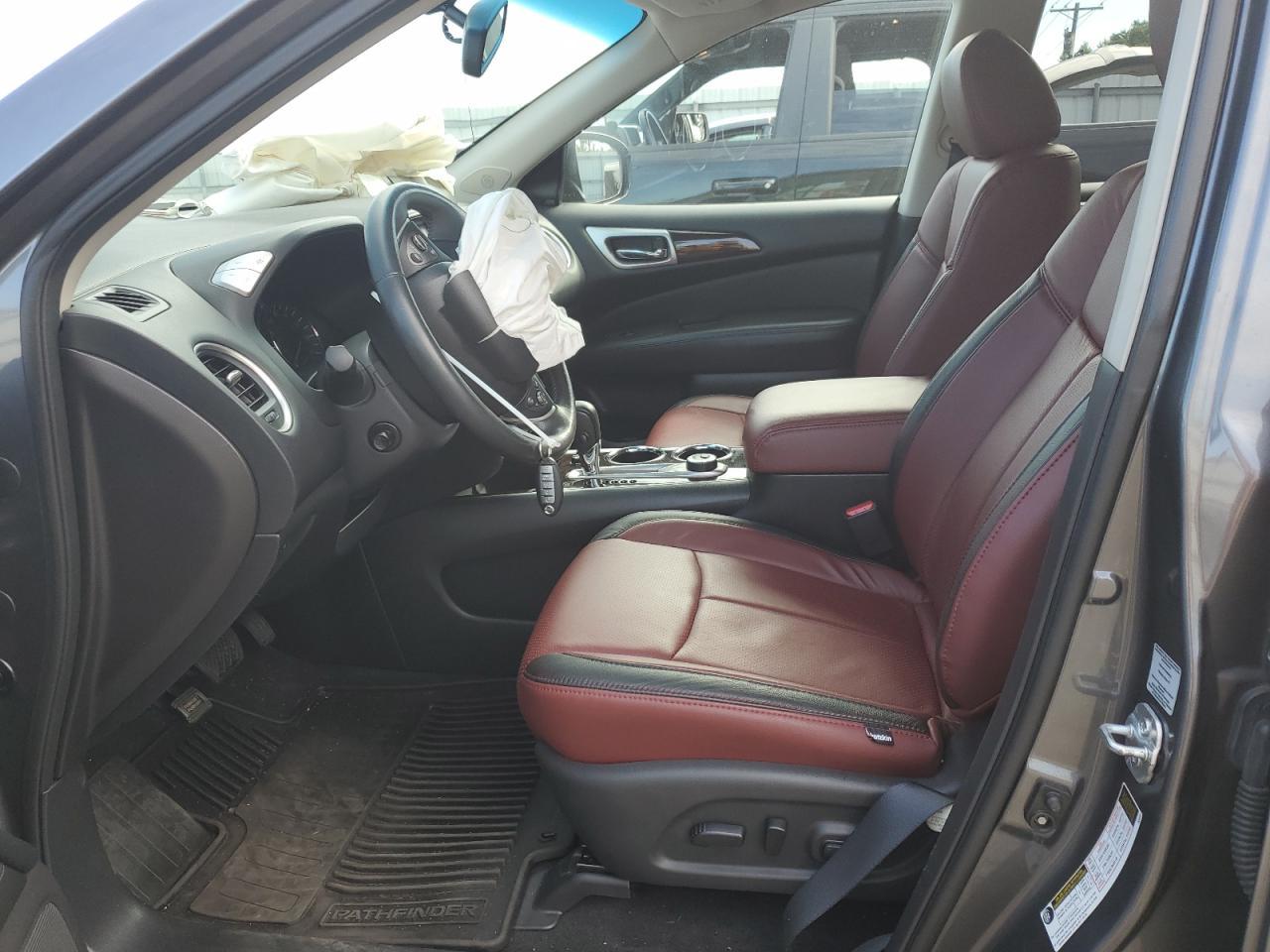 2016 Nissan Pathfinder s s