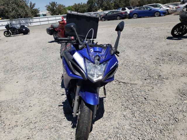 2009 Yamaha FZ6 R