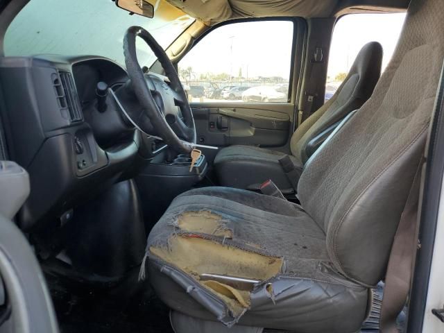 2004 Chevrolet Express G1500