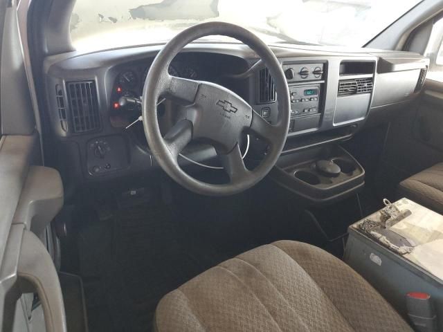 2003 Chevrolet Express G2500
