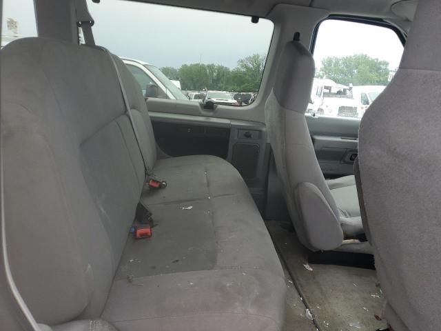 2013 Ford Truck E350 Econo Club WGN