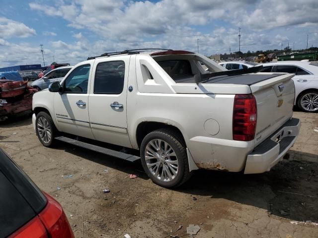 2013 Chevrolet Avalanche LTZ
