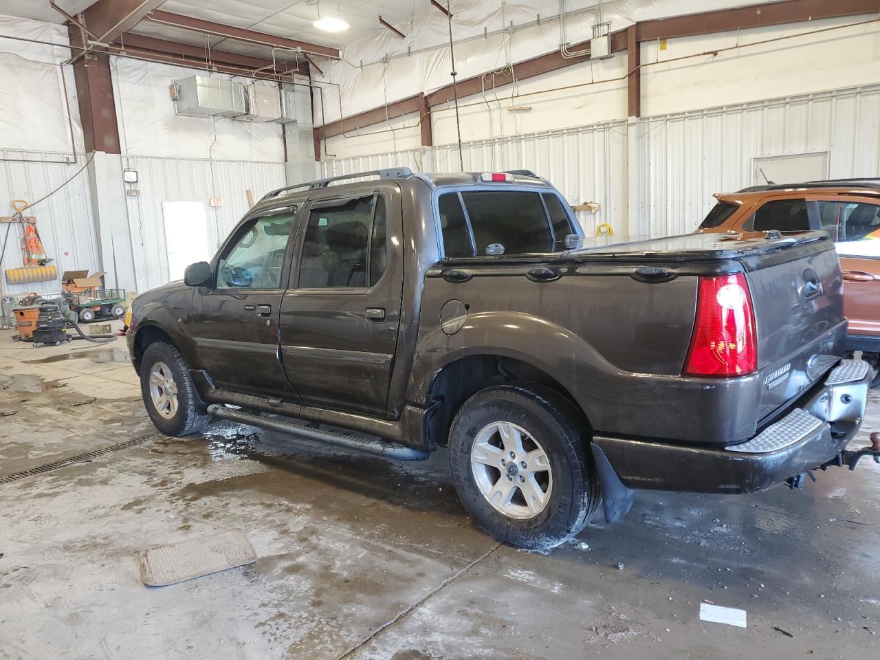 2005 Ford Explorer Sport Trac