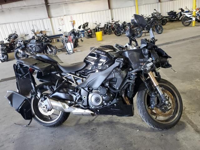 2024 Suzuki GSX1000 GT