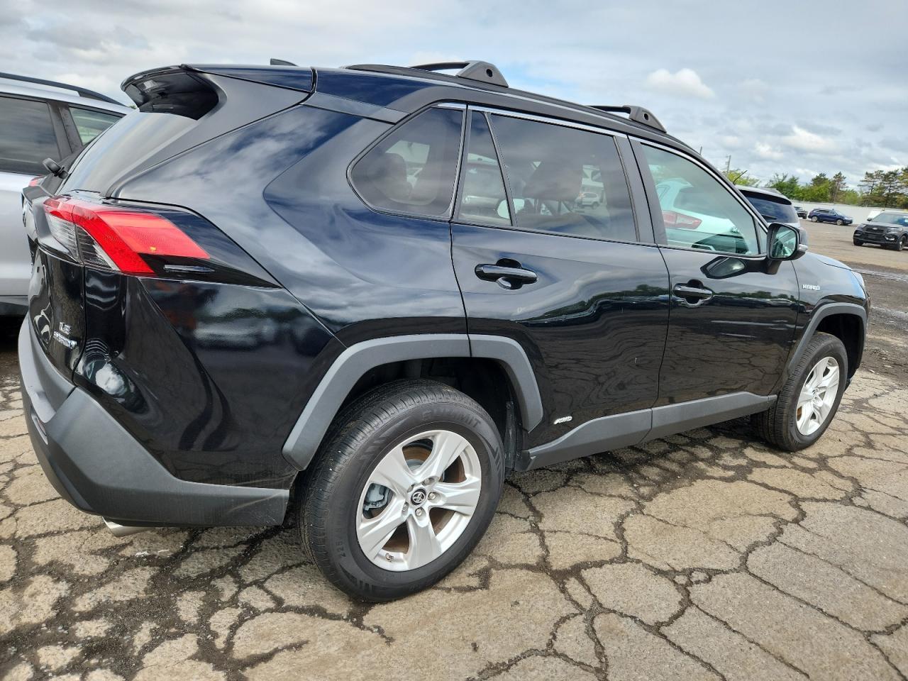 2020 Toyota Rav4 le
