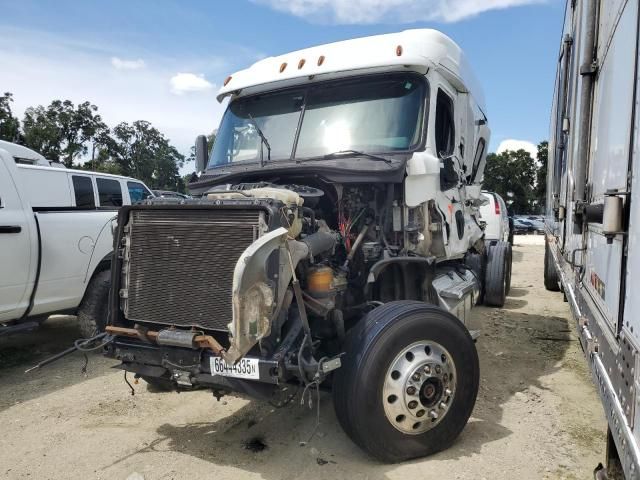 2016 Freightliner Cascadia 125 Semi Truck