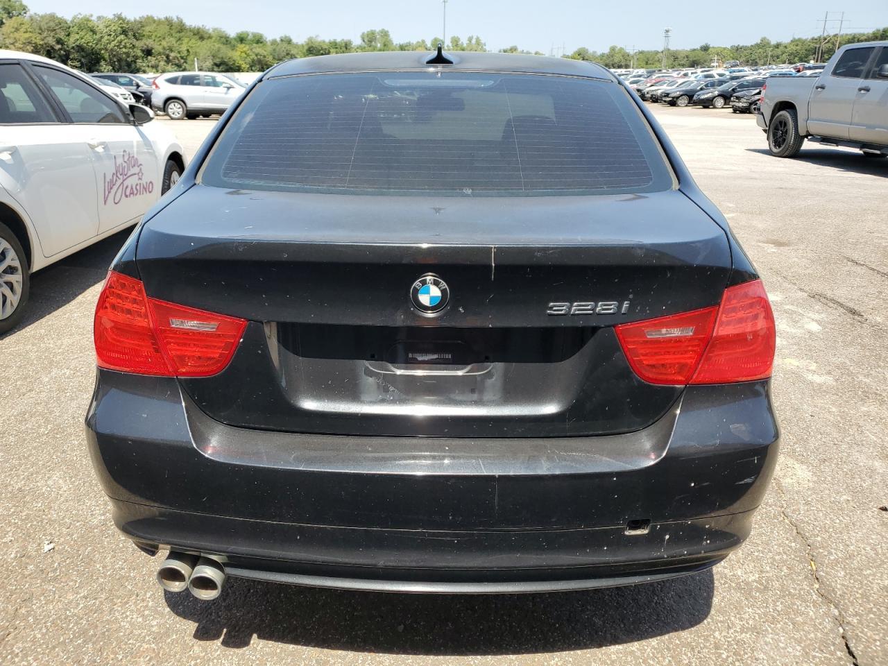 2011 BMW 328 i