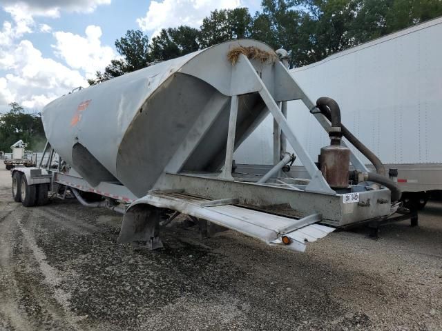 2013 Retesa Pneumatic DRY Bulk Trailer