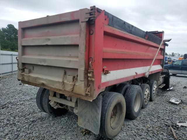 2005 Kenworth T800 Dump Truck