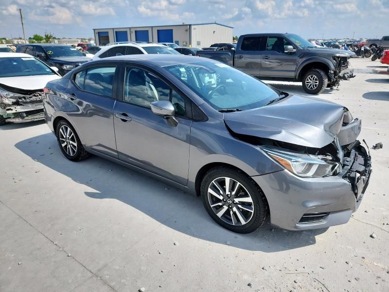 2020 Nissan Versa SV