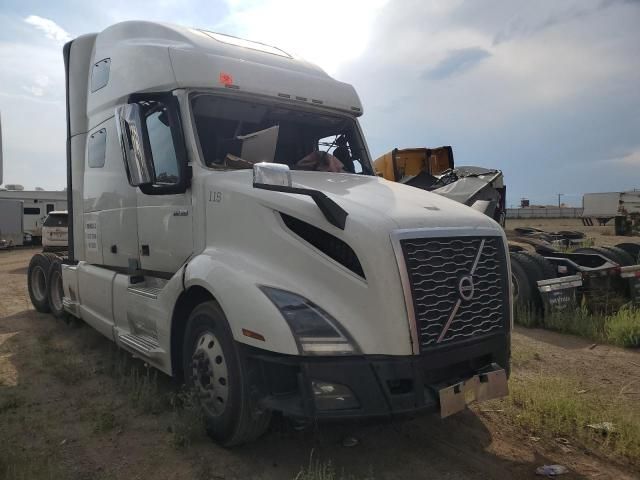 2020 Volvo VNL Semi Truck