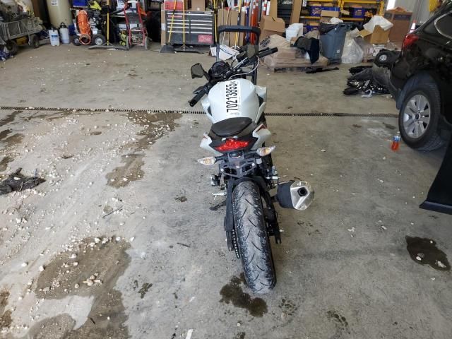 2023 Kawasaki ER400 D