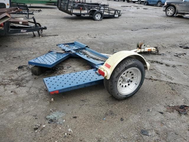 2012 Master Tow Car Dolly Trailer