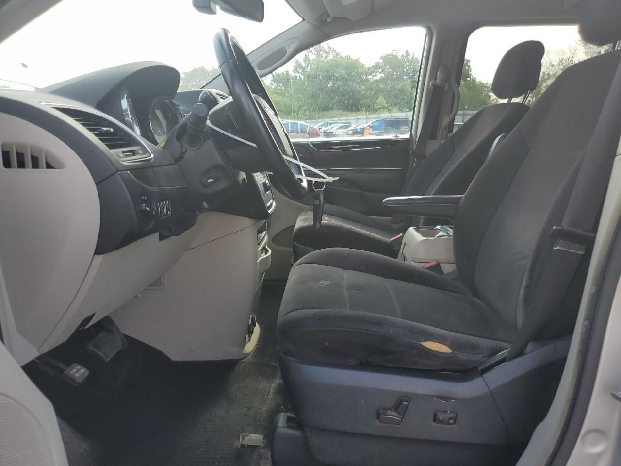 2011 Chrysler Town & Country Touring