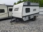 2025 Keystone 2025 Dutchman 5th Wheel