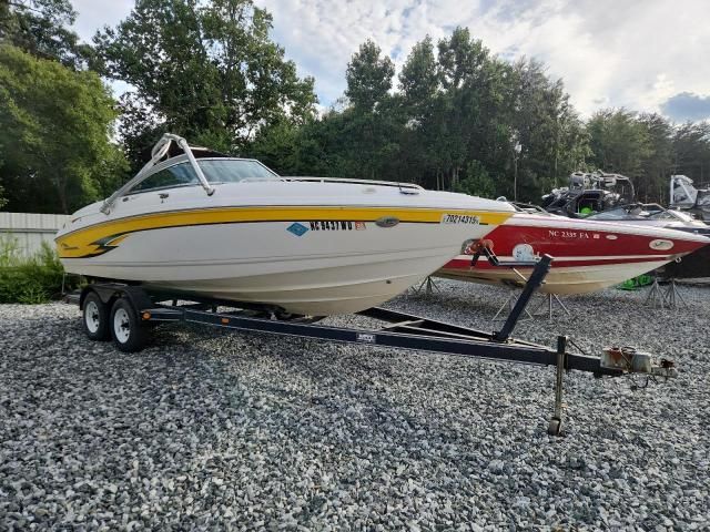 2002 Chaparral 216 SSI Sport Boat-Boats