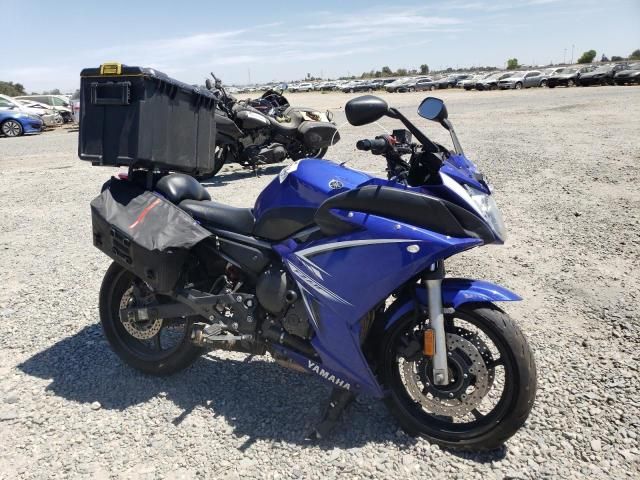 2009 Yamaha FZ6 R