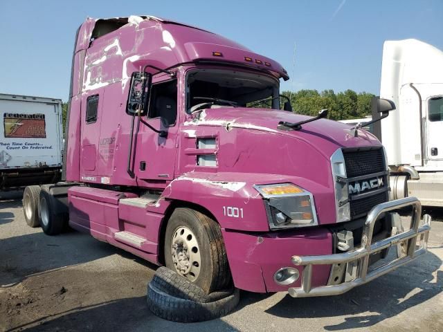 2023 Mack Anthem Semi Truck